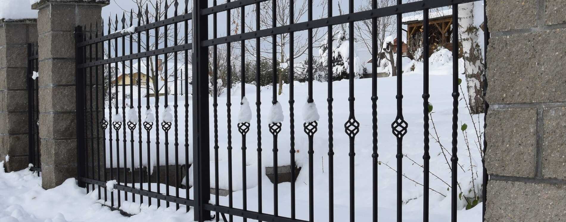 Zima - dvoukřídlá brána PREMIUM